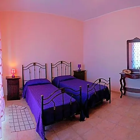 La Casa Di Miro Bed & Breakfast 4*